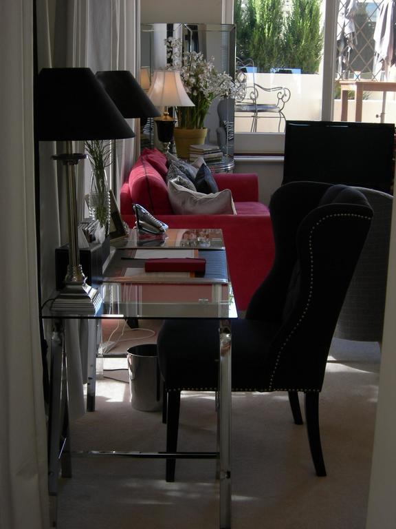 Aparthotel Andre'S Mews Melbourne Zewnętrze zdjęcie