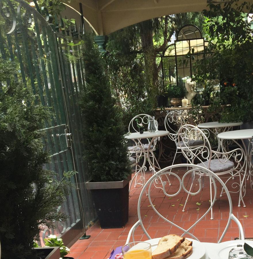 Aparthotel Andre'S Mews Melbourne Zewnętrze zdjęcie