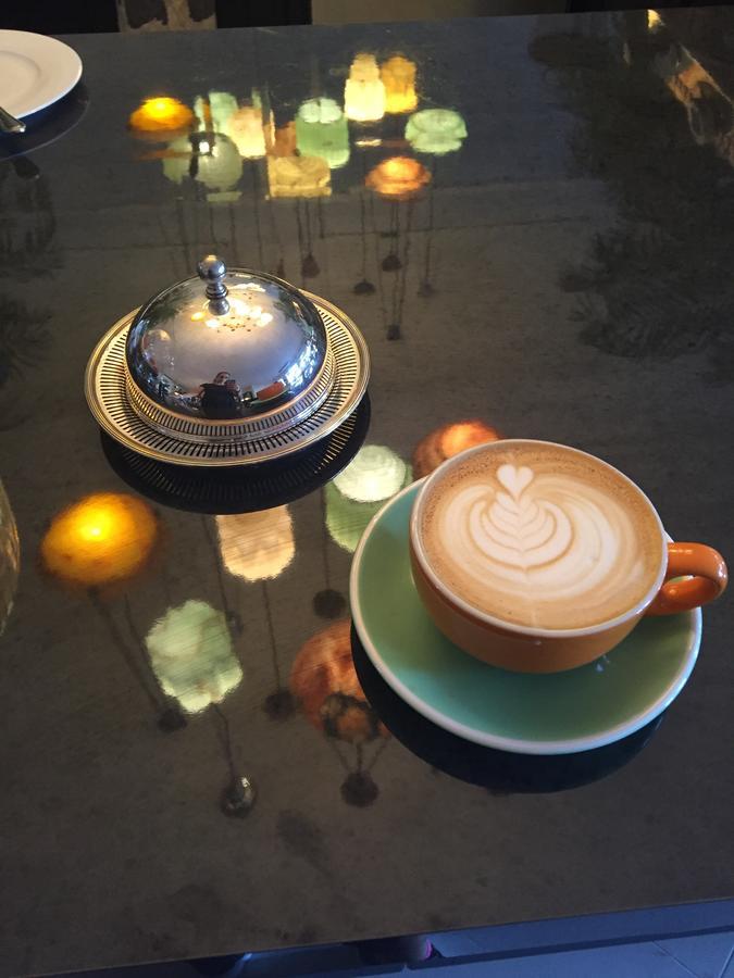 Aparthotel Andre'S Mews Melbourne Zewnętrze zdjęcie