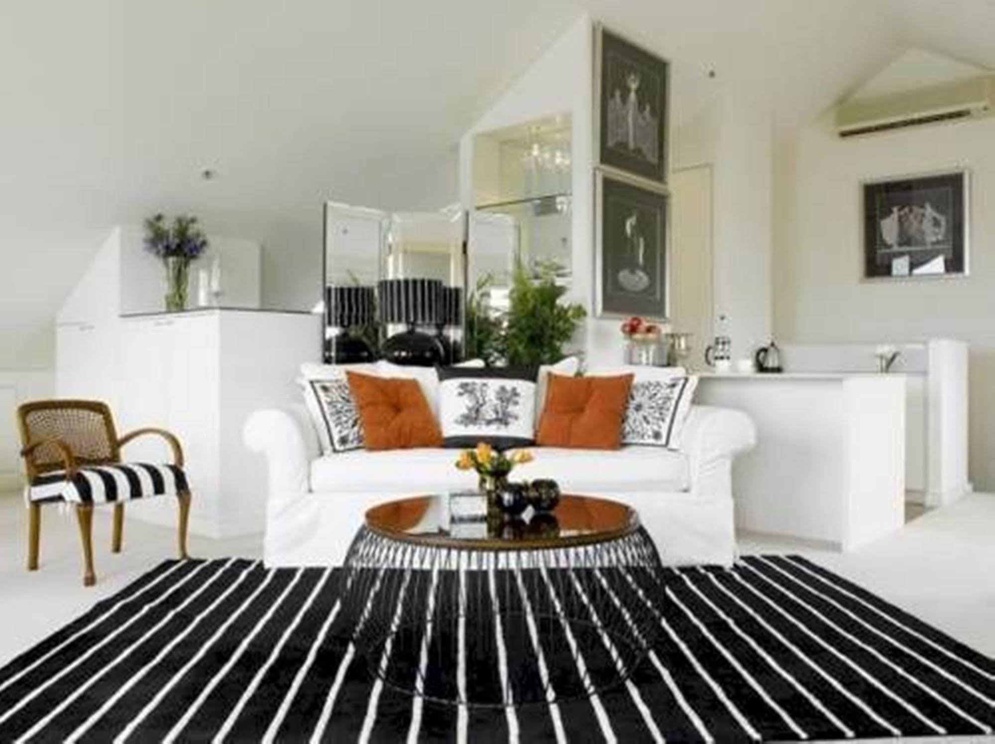 Aparthotel Andre'S Mews Melbourne Zewnętrze zdjęcie
