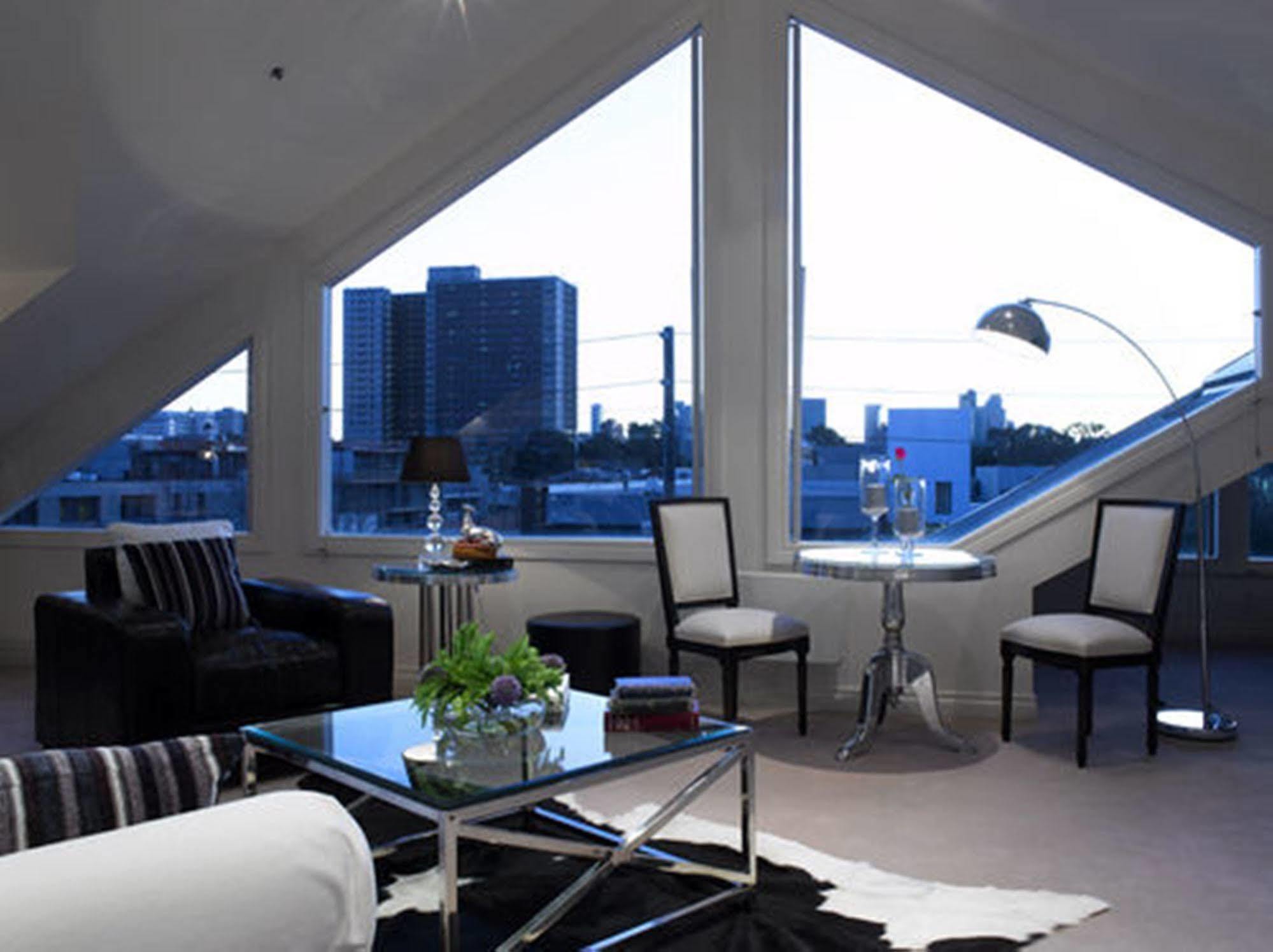 Aparthotel Andre'S Mews Melbourne Zewnętrze zdjęcie